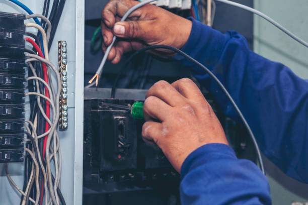 Best 24-Hour Electrician  in Flower Hill, NY